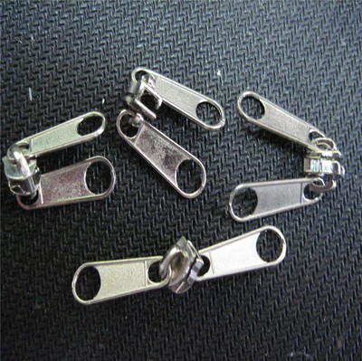 金属双拉片拉头 服装辅料中的精致配件