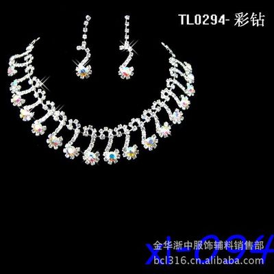 璀璨新风尚 新娘结婚饰品婚纱配饰二件套的魅力与商机